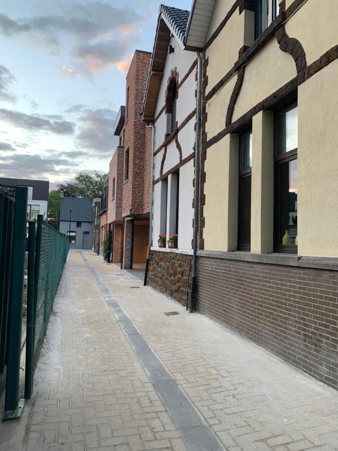 Velo 94 Villa Geel Eksteriør bilde